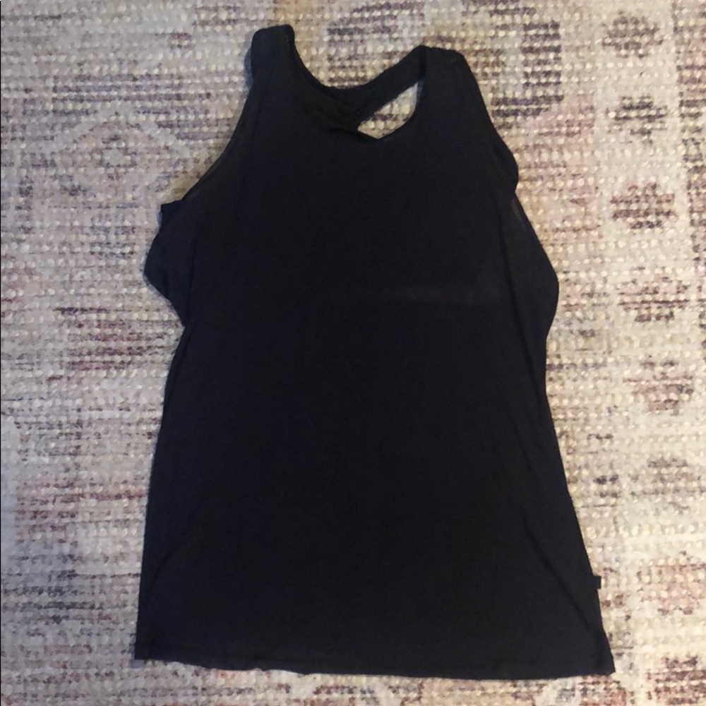 lululemon 2 in 1 tank in excellent used condition - Picture 1 of 3